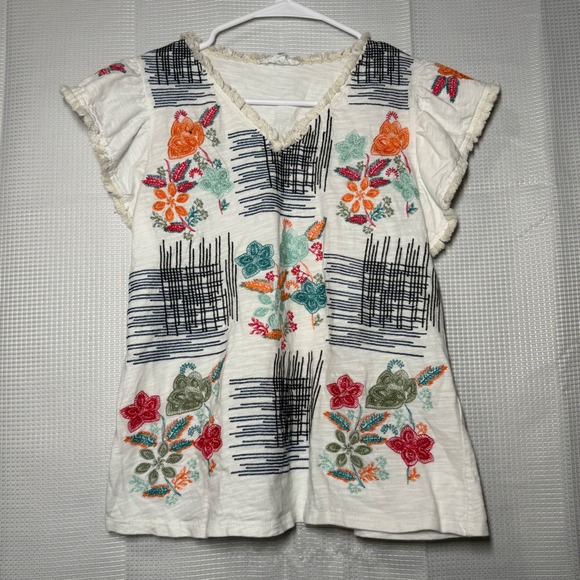 THML Tops - THML Embroidered Flutter‎ Sleeve Top Small White Floral V-Neck Boho